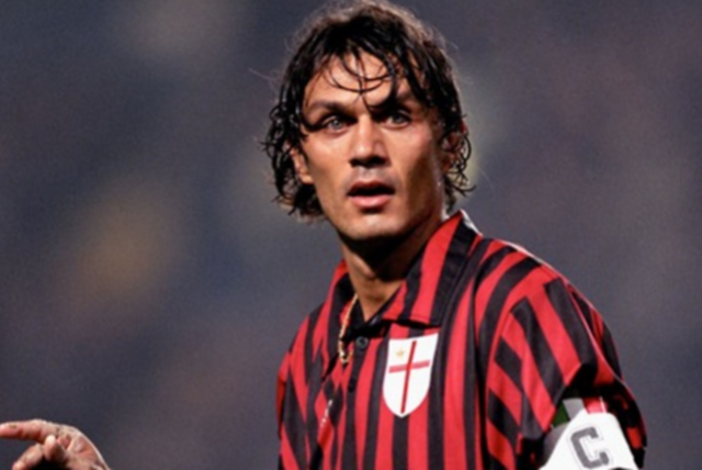 邹市明从奥运冠军到创业失败，经历挫折与反思，展现人生选择与责任的复杂性。