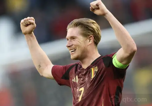 每体：C罗的豪车收藏已超40辆，其中一些车从来没开过